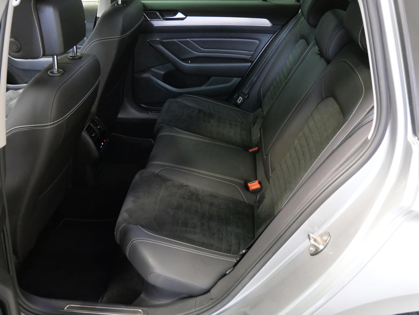 Volkswagen Passat 2.0 TDI 110 kW R-Line