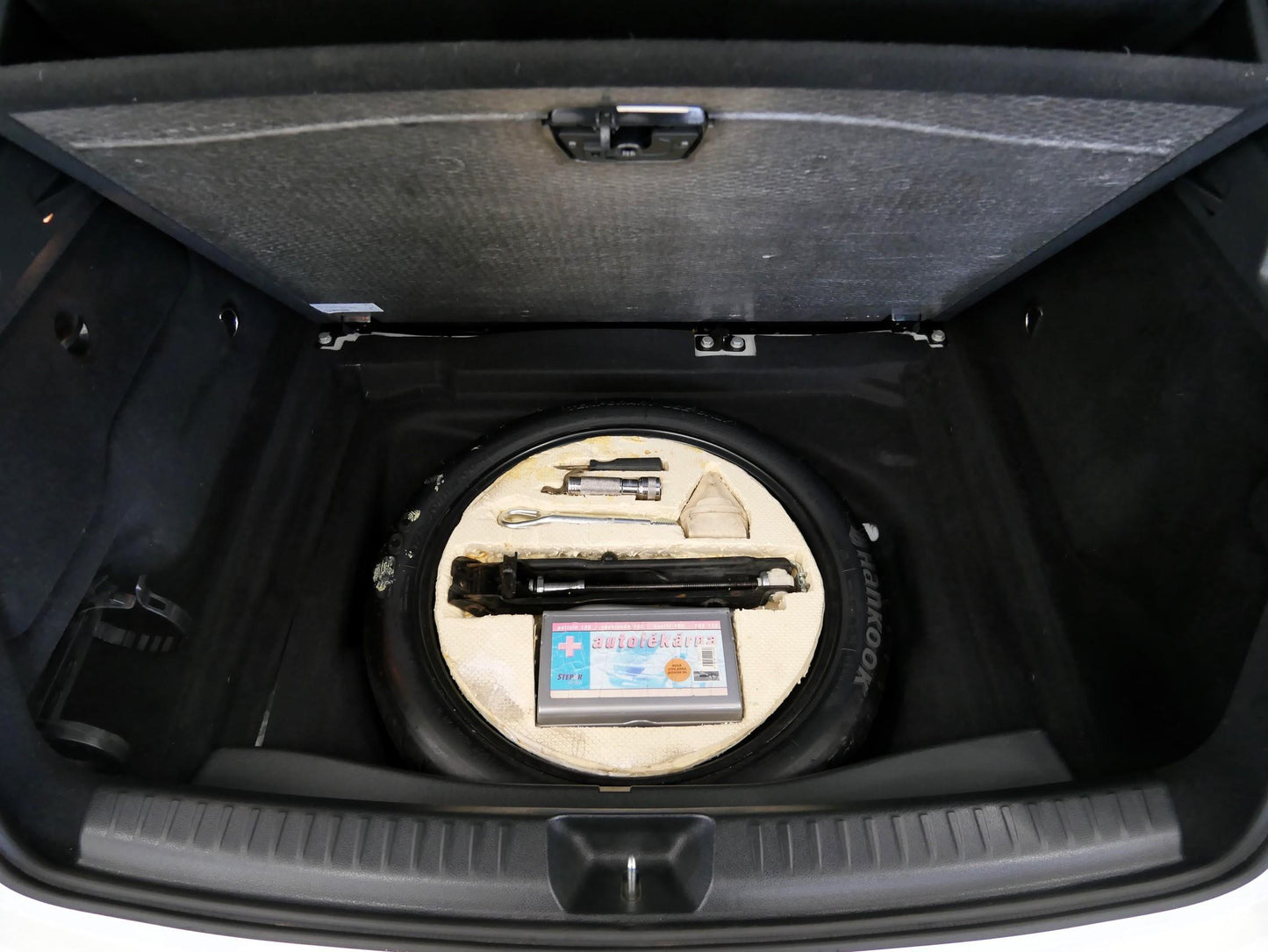 Mercedes-Benz GLA 220 D 4MATIC AMG paket