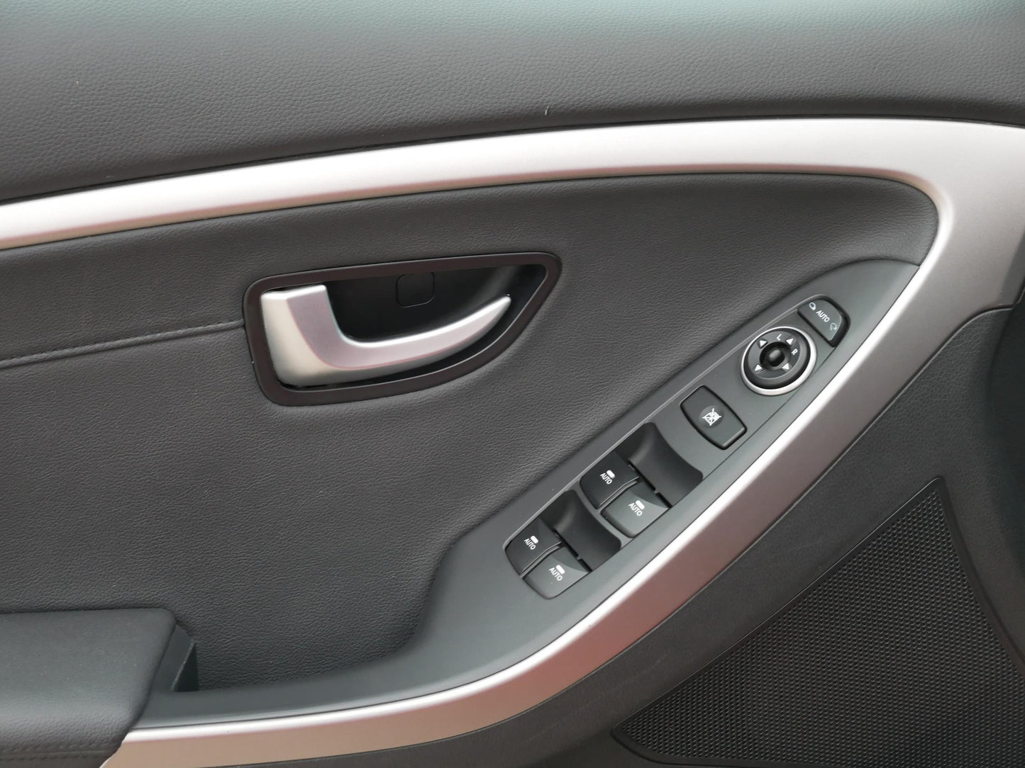 Hyundai i30 Combi 1.6 GDI 99 kW Trikolor