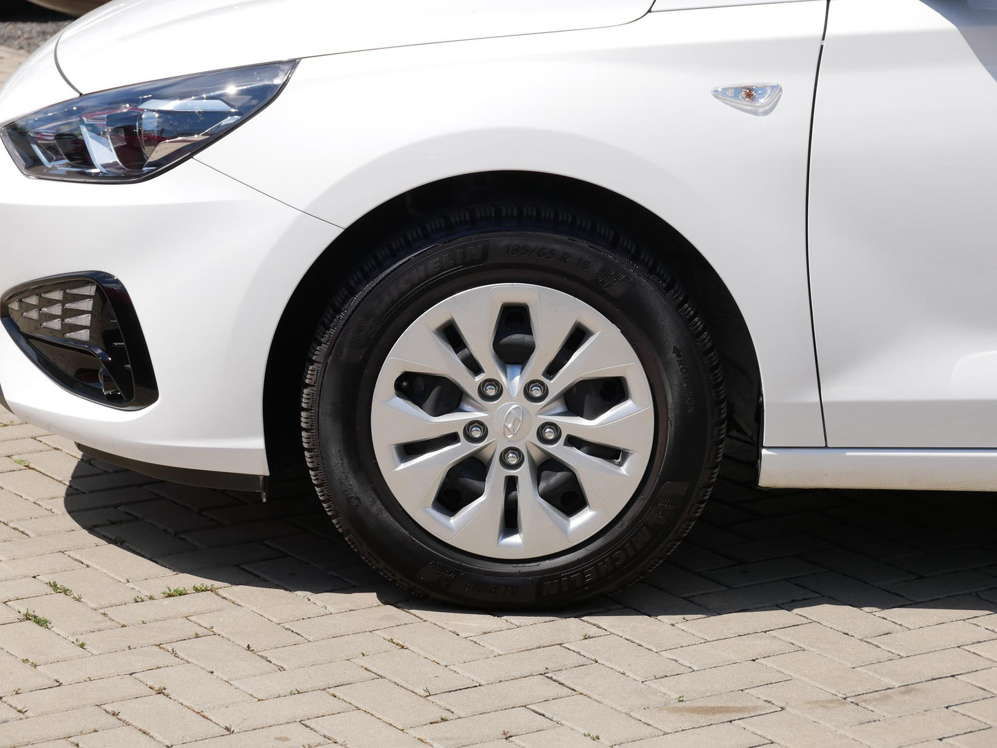 Hyundai i30 1.5 CVVT 81 kW Start +
