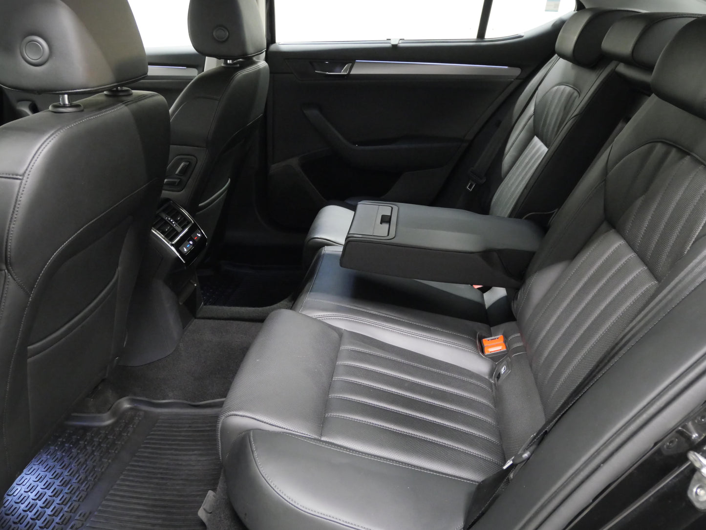 Škoda Superb 2.0 TSI 162 kW Style Plus