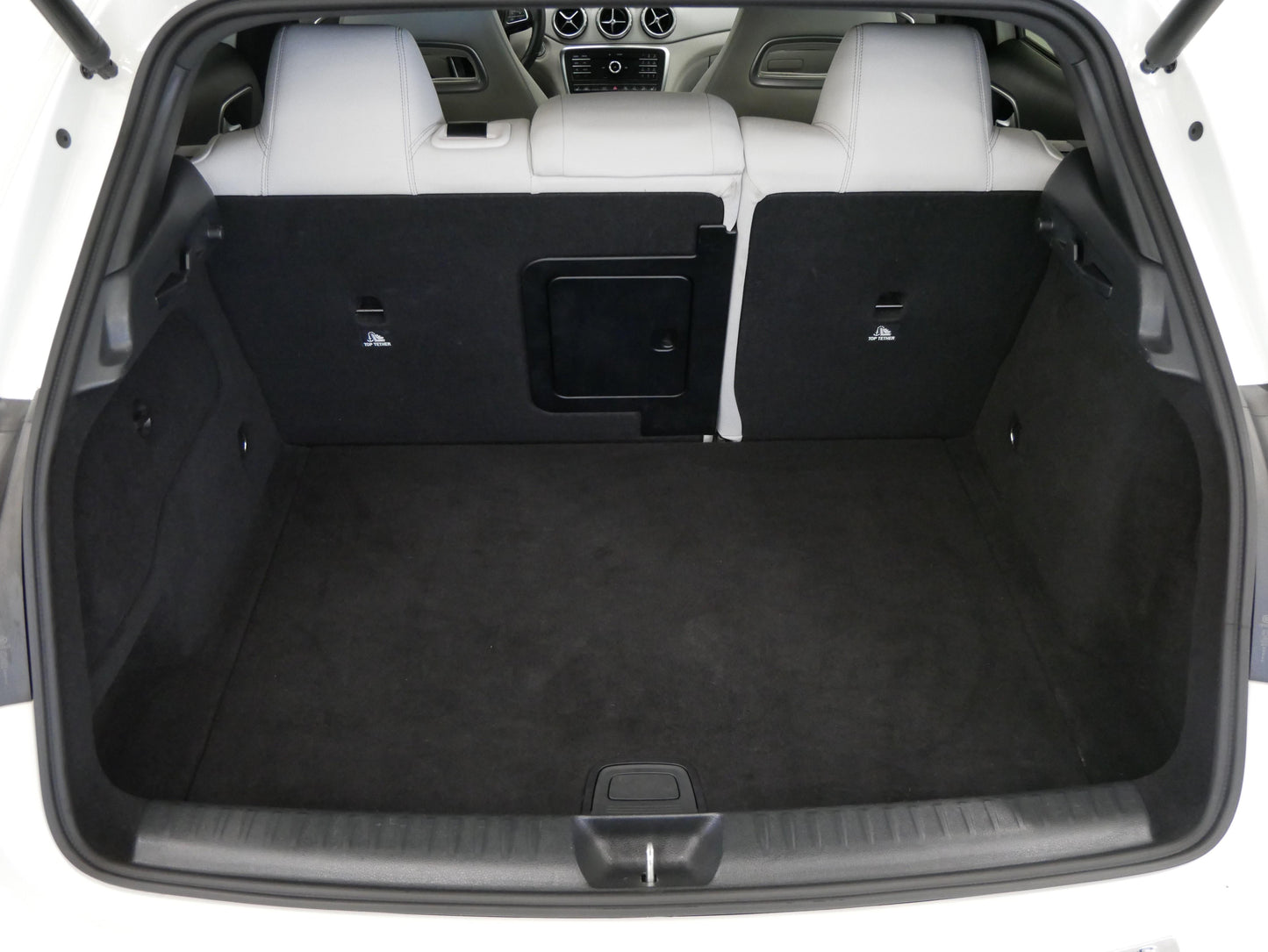 Mercedes-Benz GLA 200d 100 kW 4MATIC Urban
