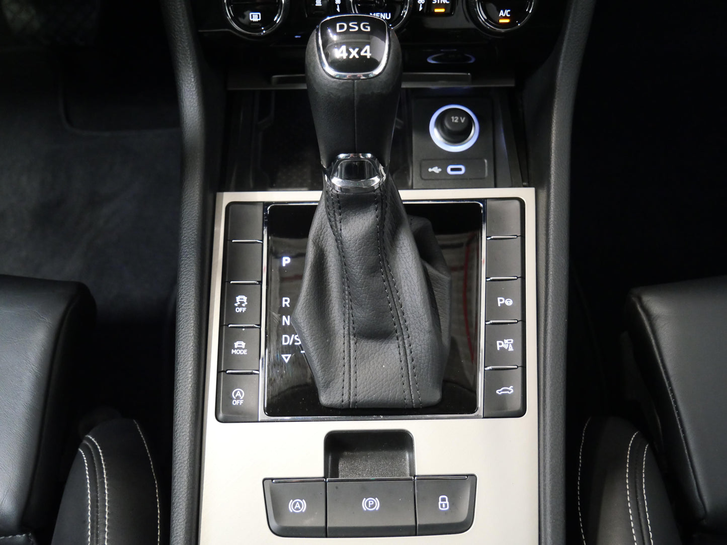 Škoda Superb 2.0 TDI 147 kW L&K