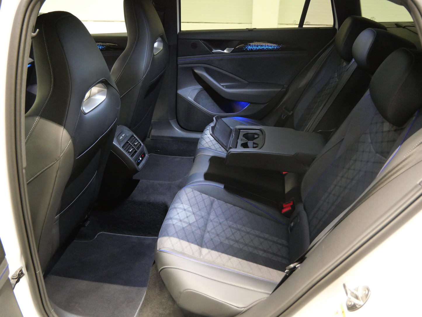 Volkswagen Passat 2.0 TDI 110 kW R-line