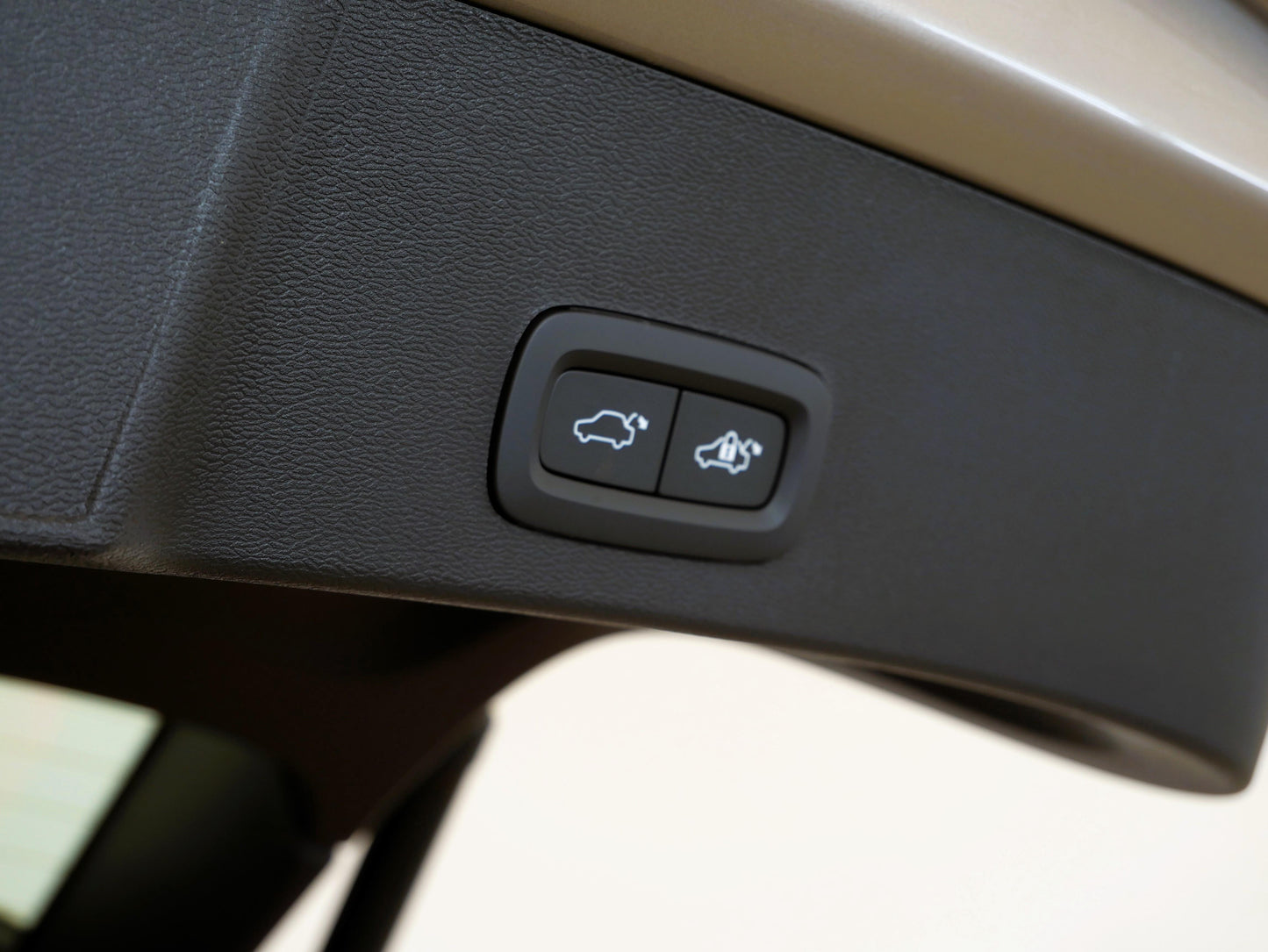 Volvo XC40 Core 2.0i B3