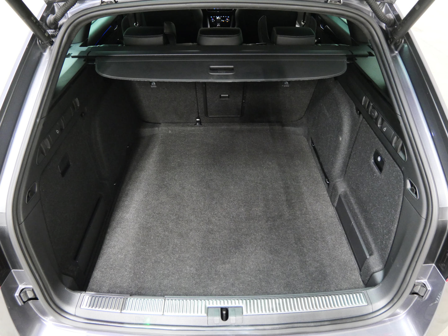 Škoda Superb 2.0 TDI 147 kW 4x4 SportLine