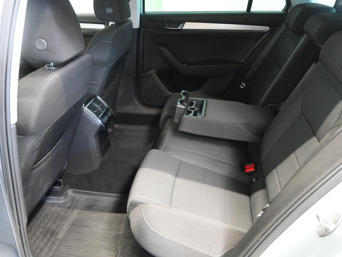Škoda Superb 2.0 TDI 140 kW Ambition