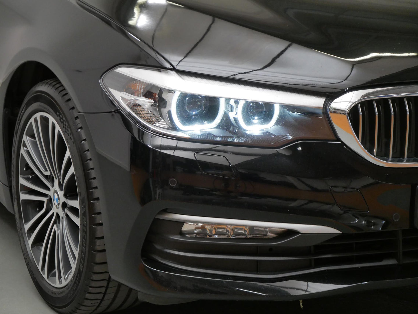 BMW 520xDrive 520d xDrive 140 kW