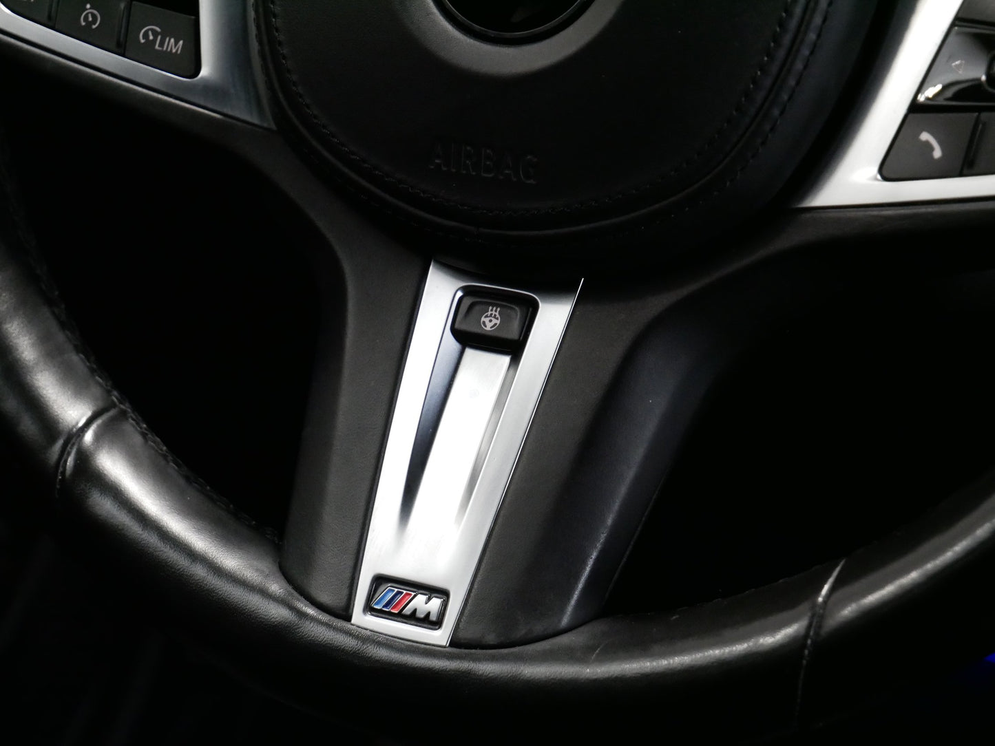 BMW Řada 3 330i xDrive M sport