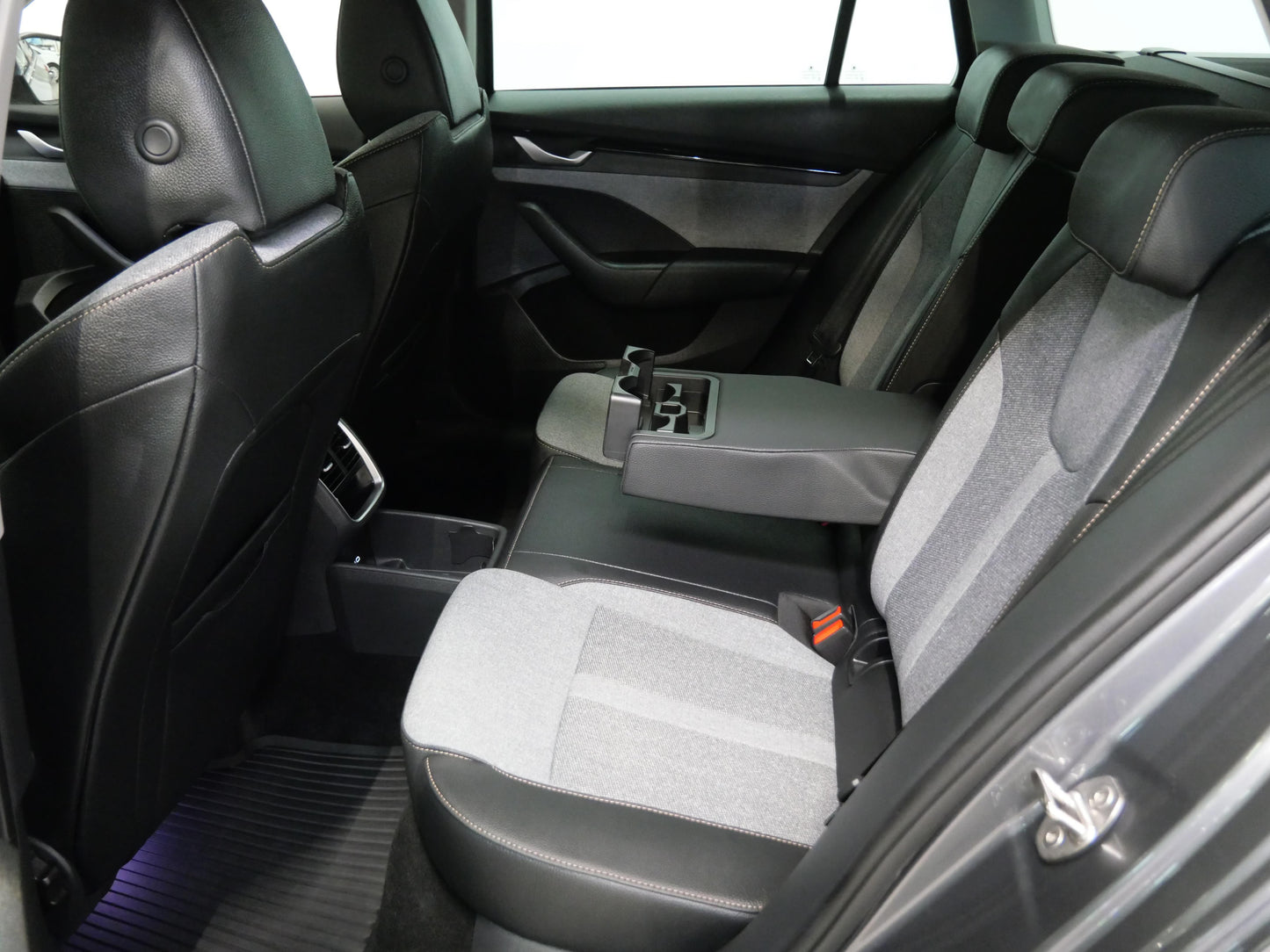 Škoda Octavia 1.5 eTSI 110 kW Top Selection