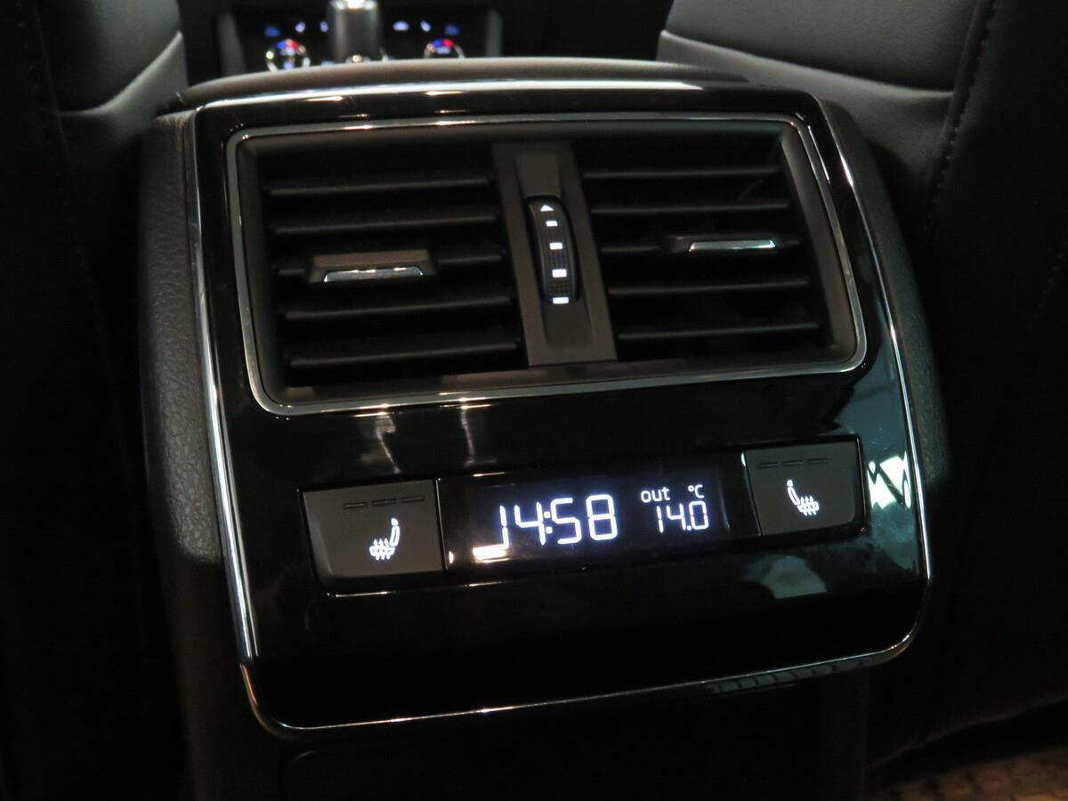Škoda Superb 2.0 TDI 140 kW Style Plus