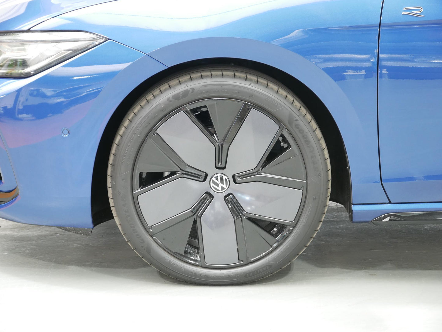 Volkswagen Passat 2.0 TDI 110 kW R-LINE