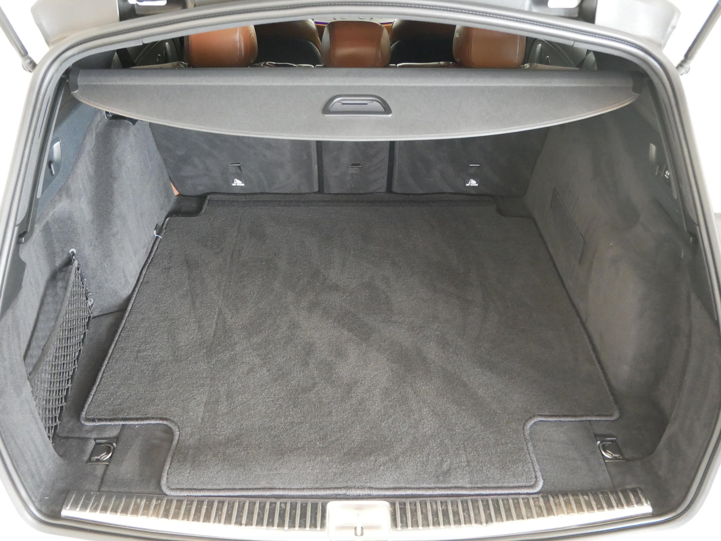 Mercedes-Benz E-Class E400 AMG LINIE 4MATIC 245KW