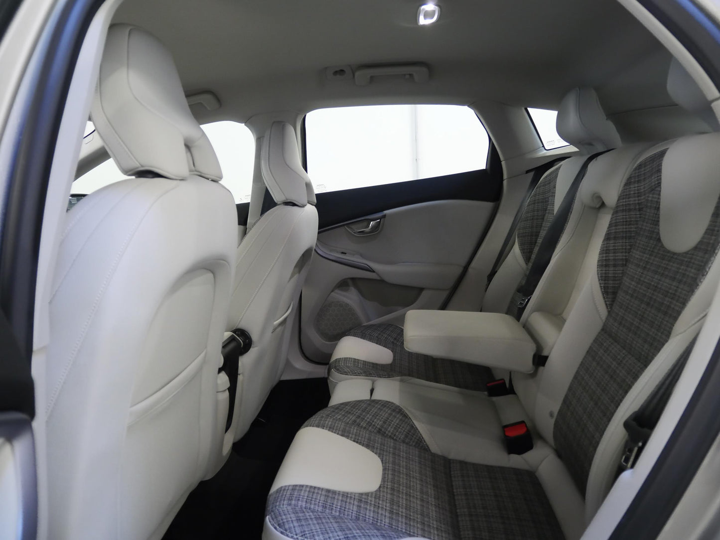 Volvo V40 D3 110 kW Momentum