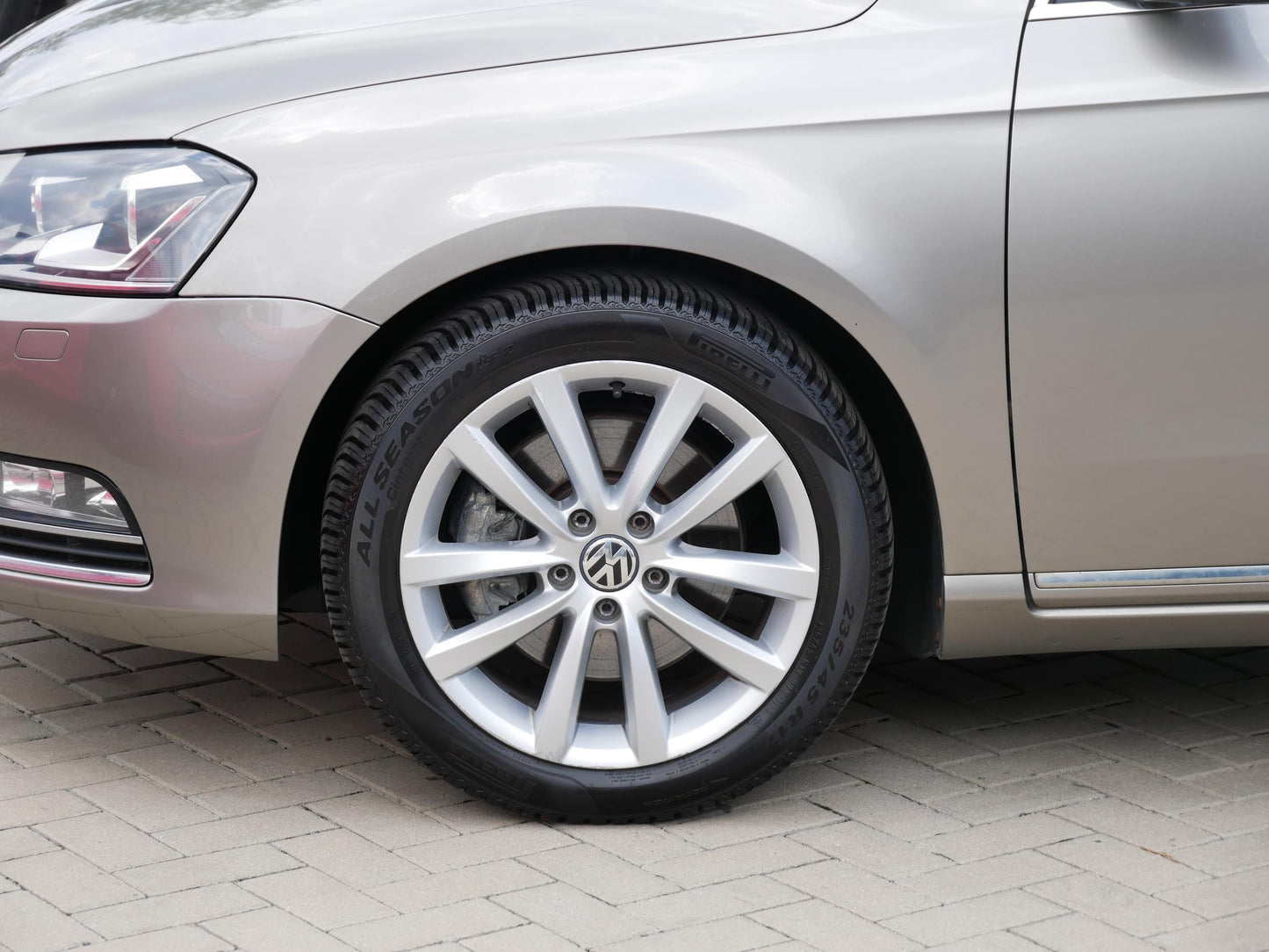 Volkswagen Passat 2.0 TDI 125 kW HighLine