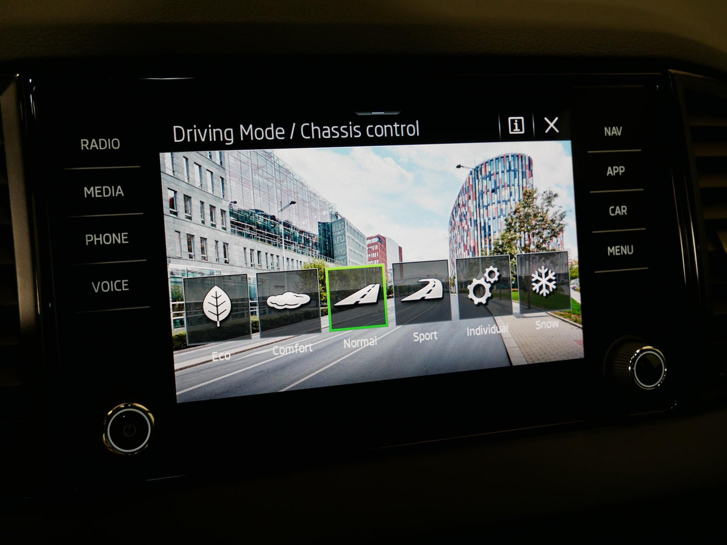 Škoda Karoq 2.0 TDI 110 kW Sportline