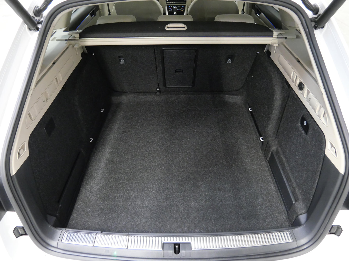 Škoda Superb 2.0 TSI 200 kW Style Extra