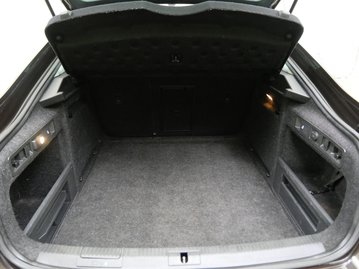 Škoda Superb 1.8 TSI 132 kW Ambition