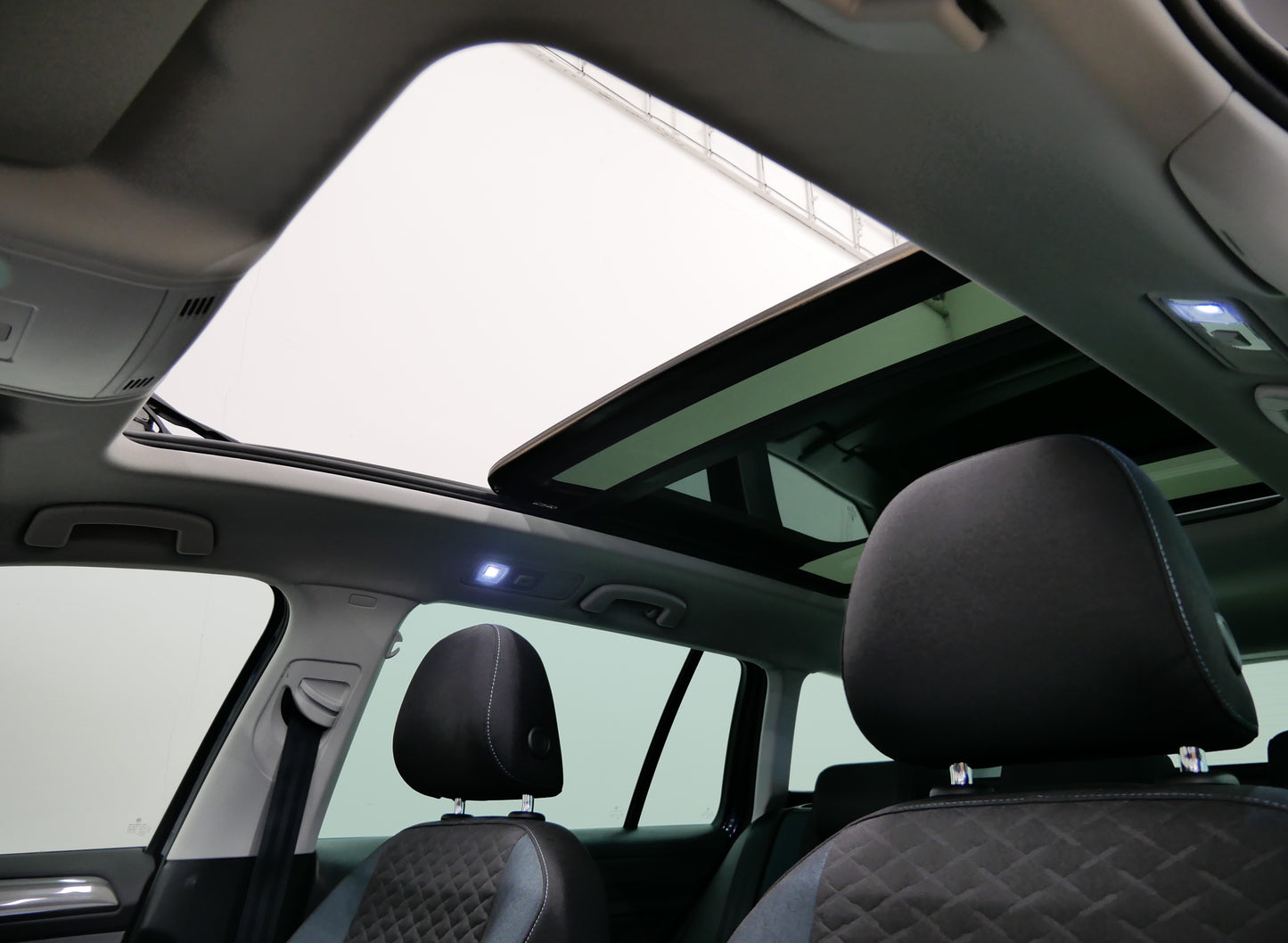 Volkswagen Golf 1.6 TDI 85 kW IQ-DRIVE