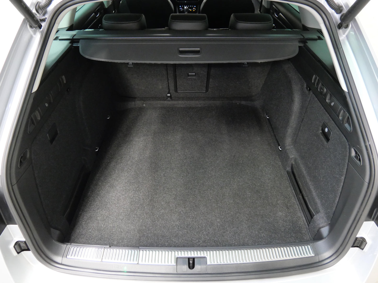 Škoda Superb 2.0 TDI 110 kW Style Plus