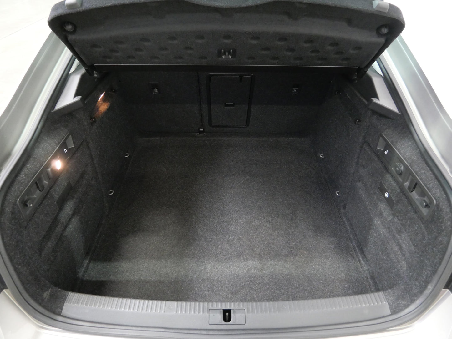 Škoda Superb 2.0 TDI 110 kW Ambition Plus