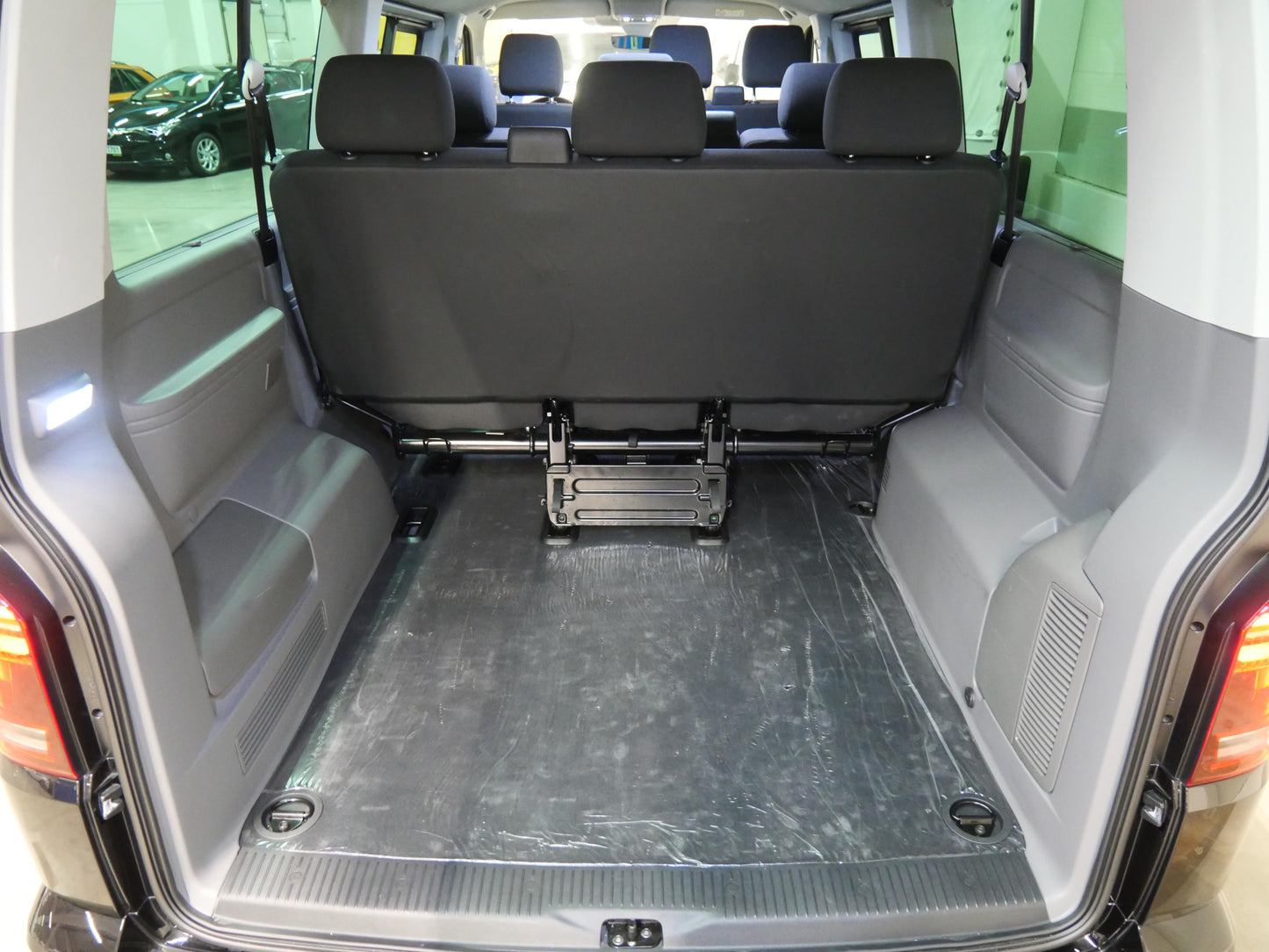 Volkswagen Caravelle 2.0 TDI 110 kW Long