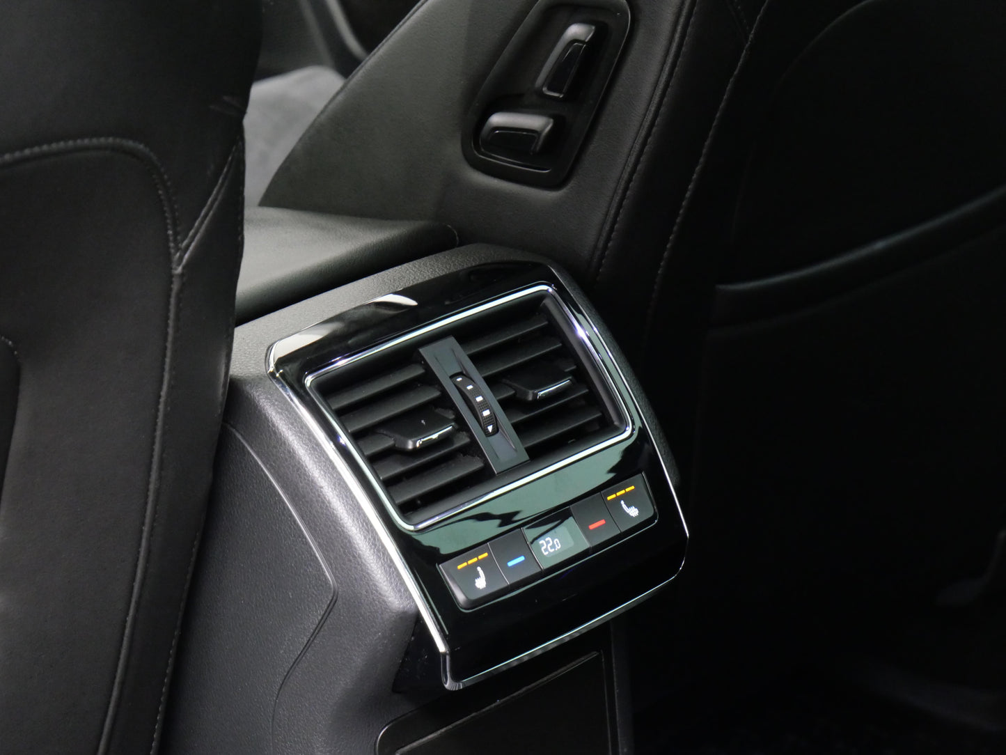Škoda Superb 2.0 TDI 110 kW Style