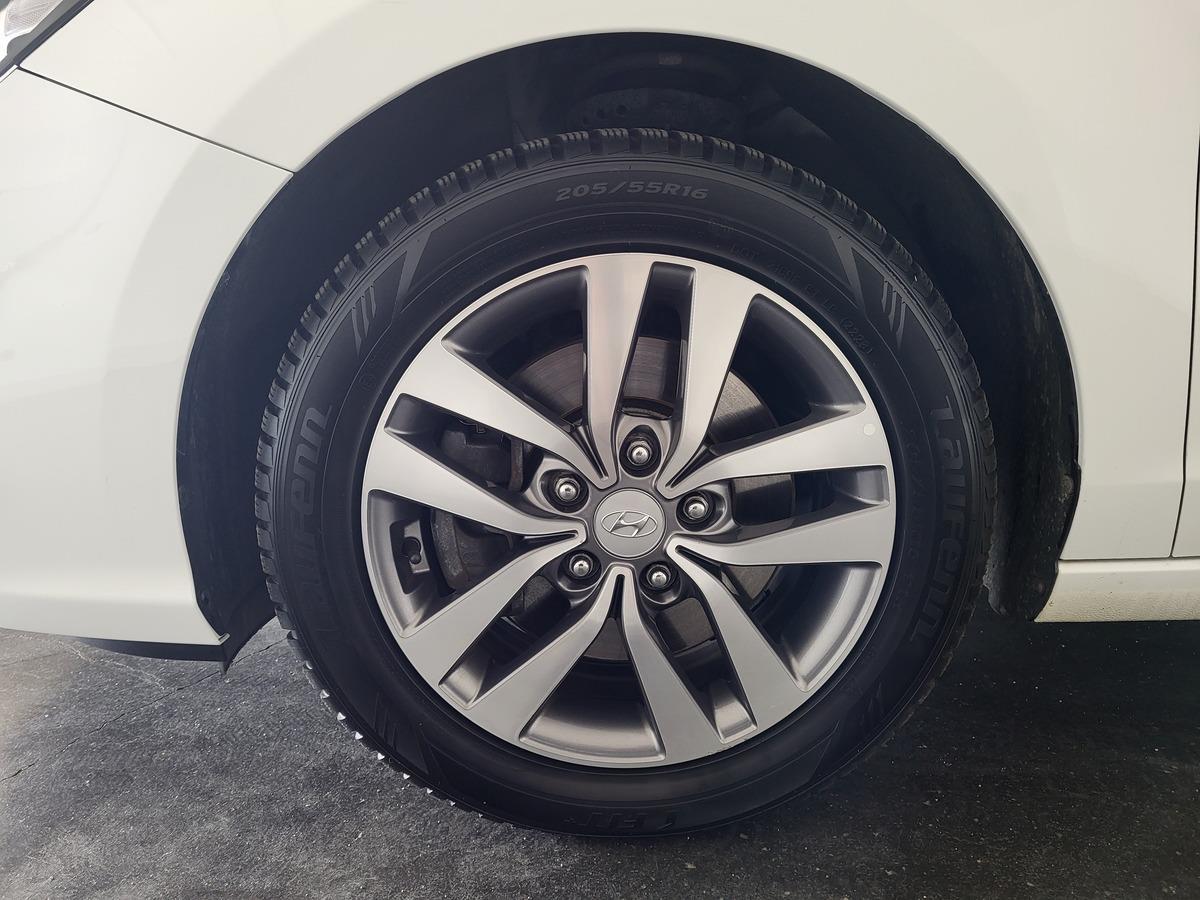 Hyundai i30 1.0 T-GDI 88 kW Fastback