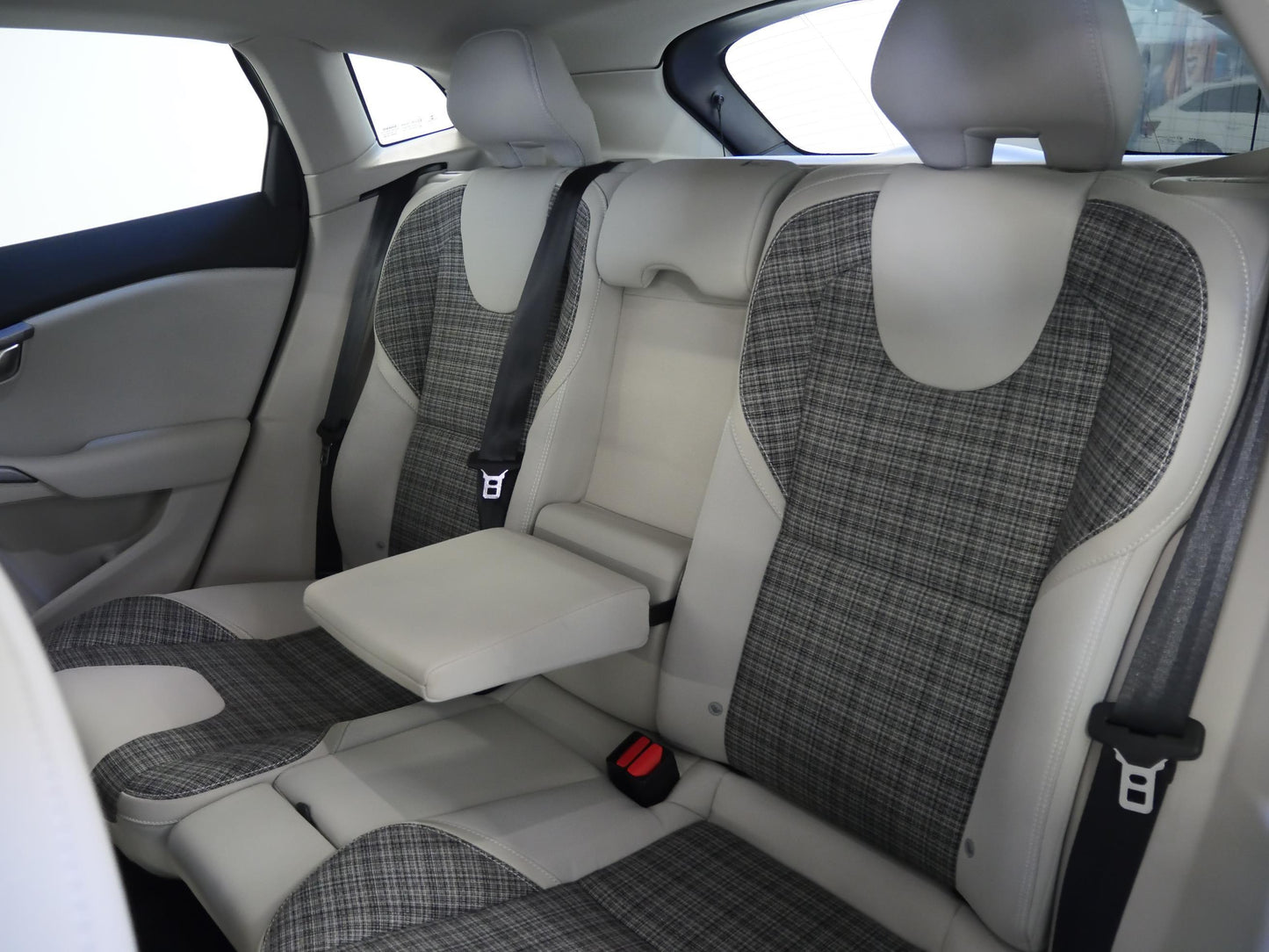 Volvo V40 D3 110 kW Momentum