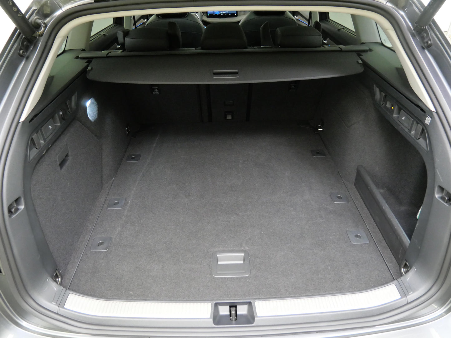 Škoda Superb 2.0 TDI 142 kW L&K