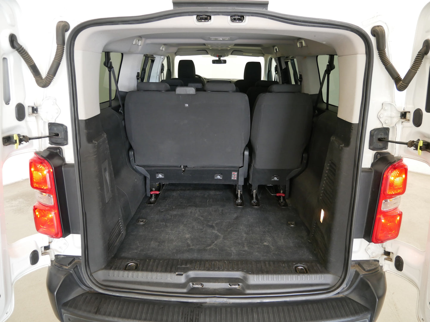 Toyota Proace 1.5D 88 kW 8 míst