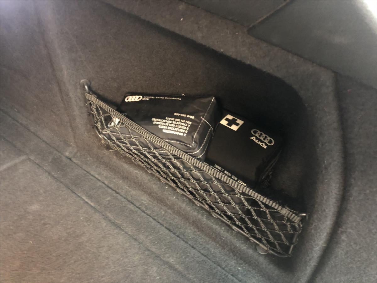 Audi A4 Avant 2,0 TDI AVANT S-LINE VIRTUAL COCPIT