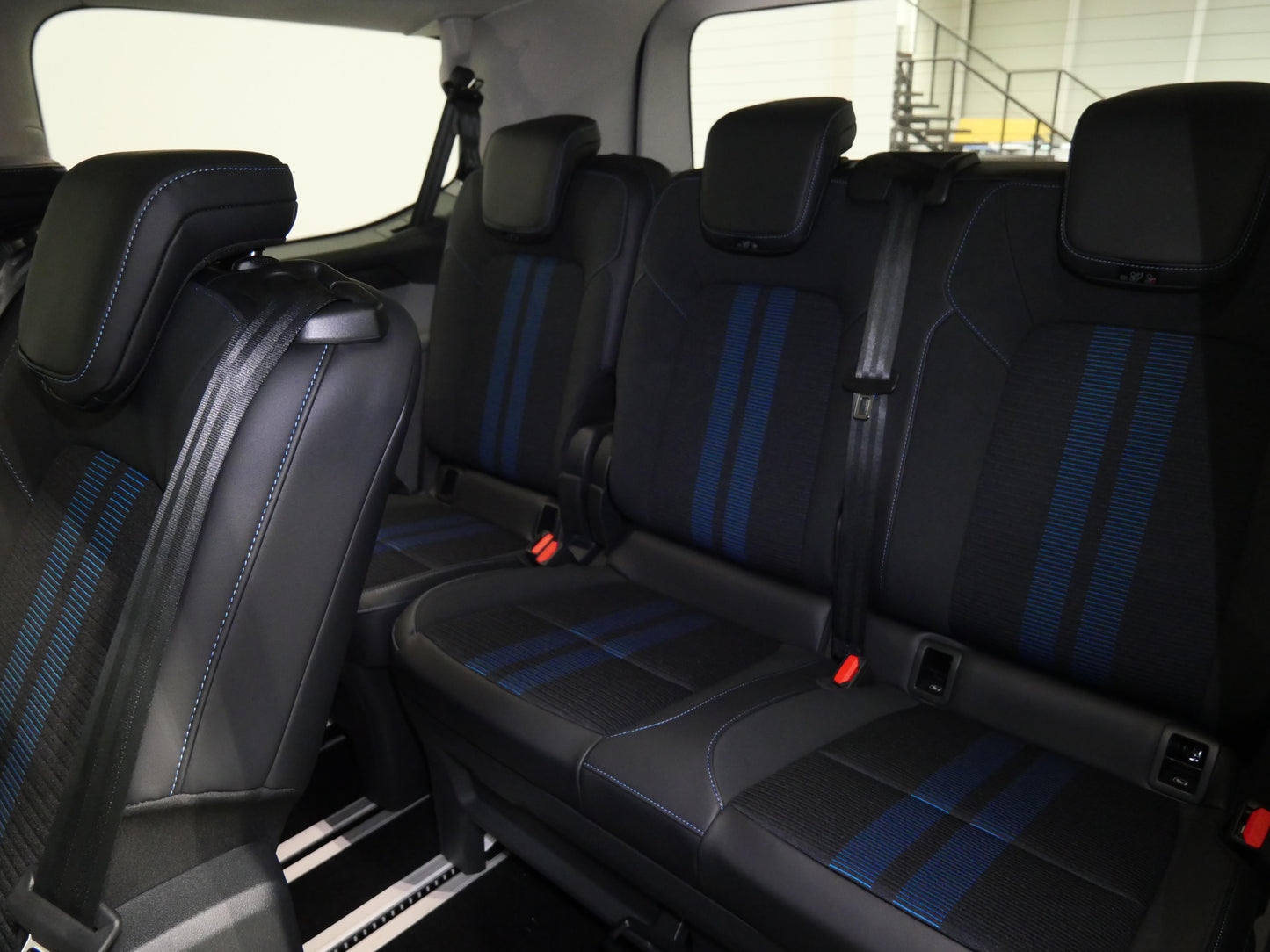 Ford Tourneo Custom 2.0 EcoBlue 125 kW Sport L1