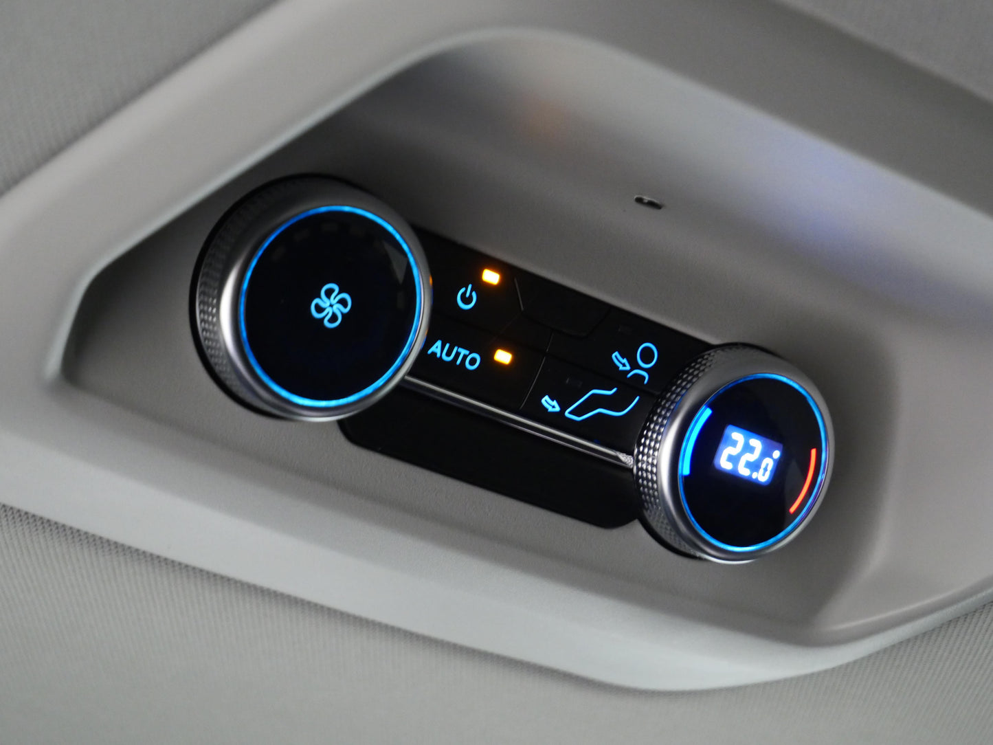 Ford Tourneo Custom 2.0 EcoBlue 125 kW Sport L1