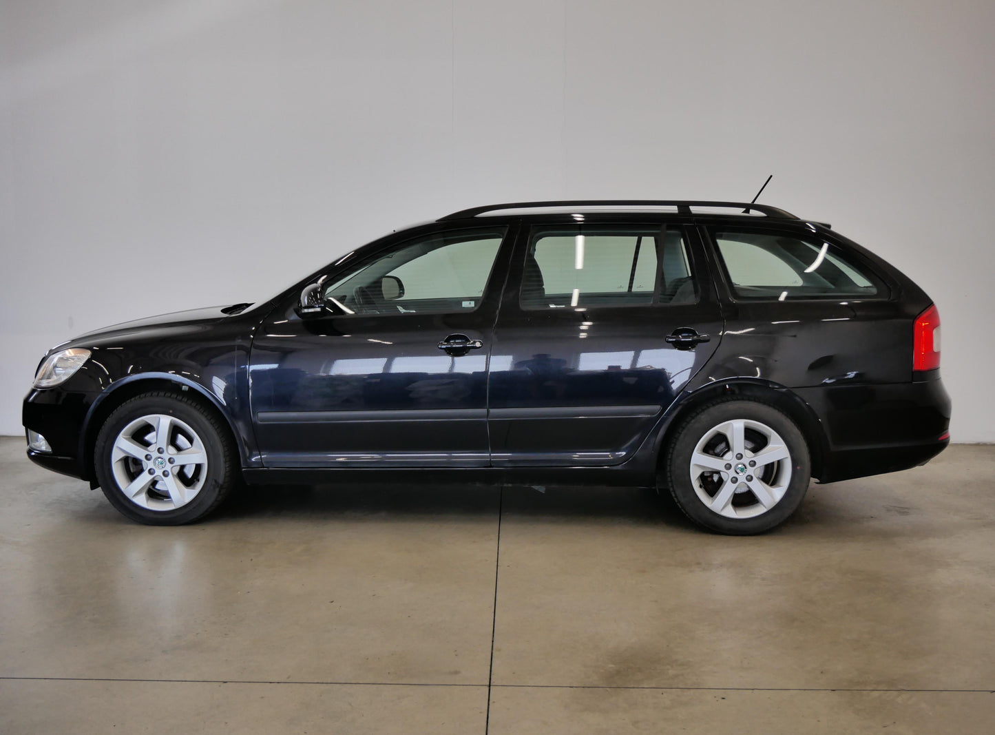 Škoda Octavia 1.6 TDI 77 kW Ambiente