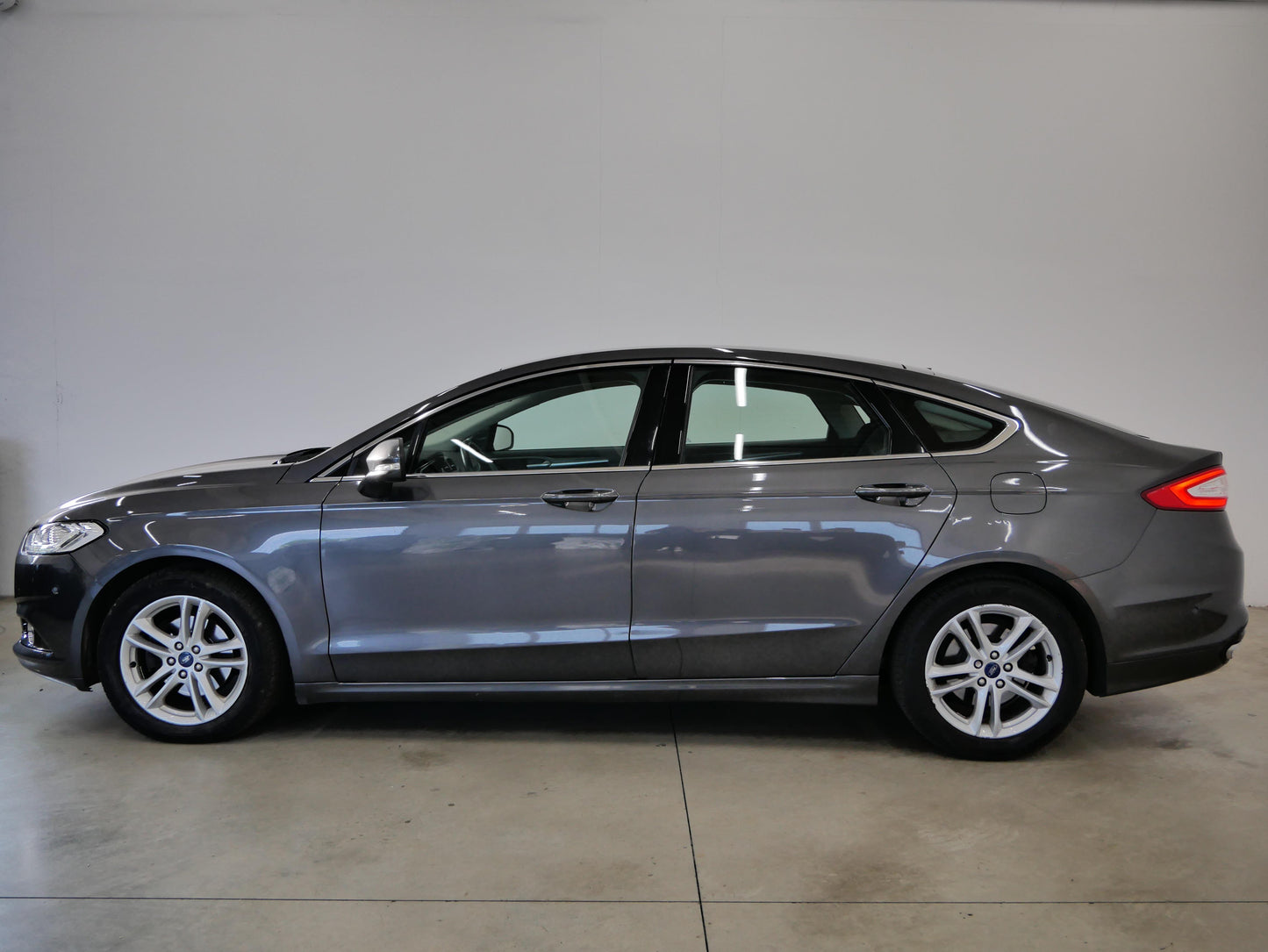 Ford Mondeo 2.0 TDCi 132 kW AT Titanium