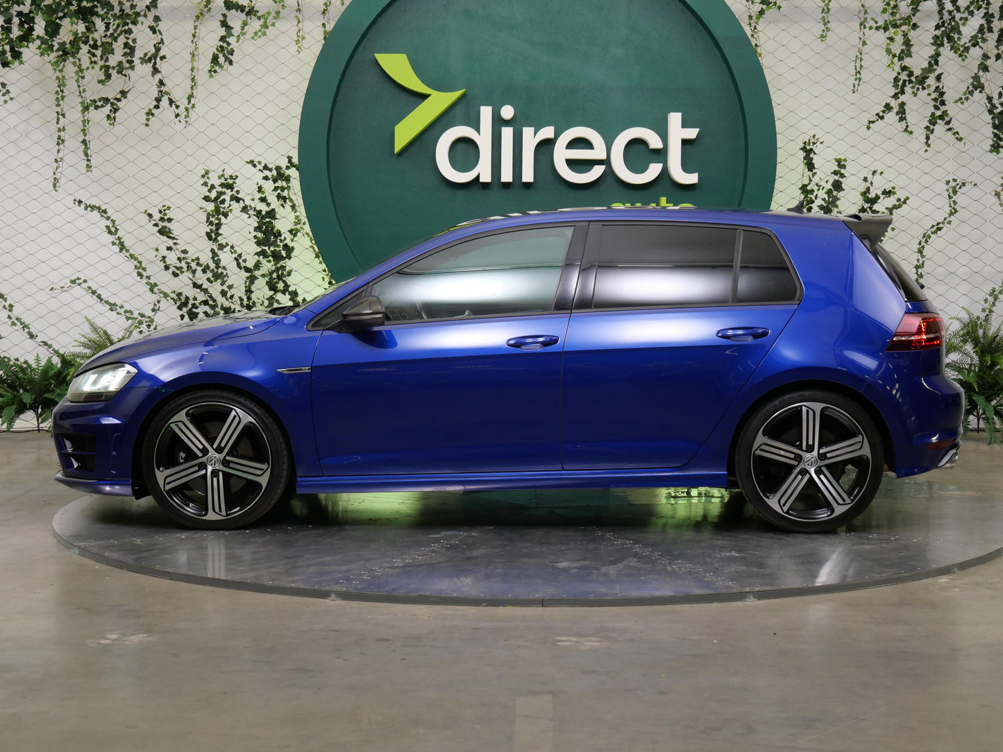 Volkswagen Golf 2.0 TSI 221 kW "R" 4Motion