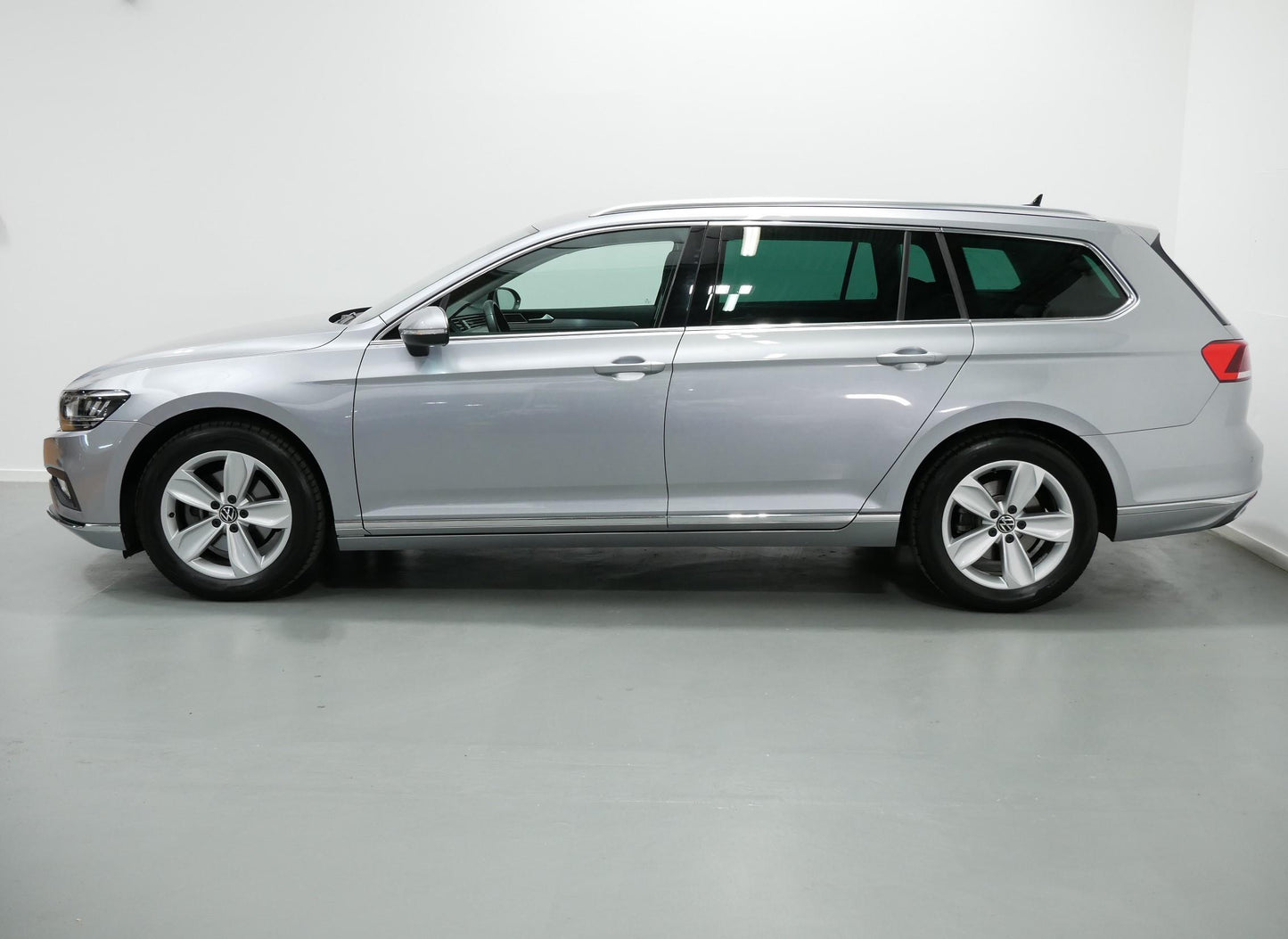 Volkswagen Passat 2.0 TDI 110 kW Elegance
