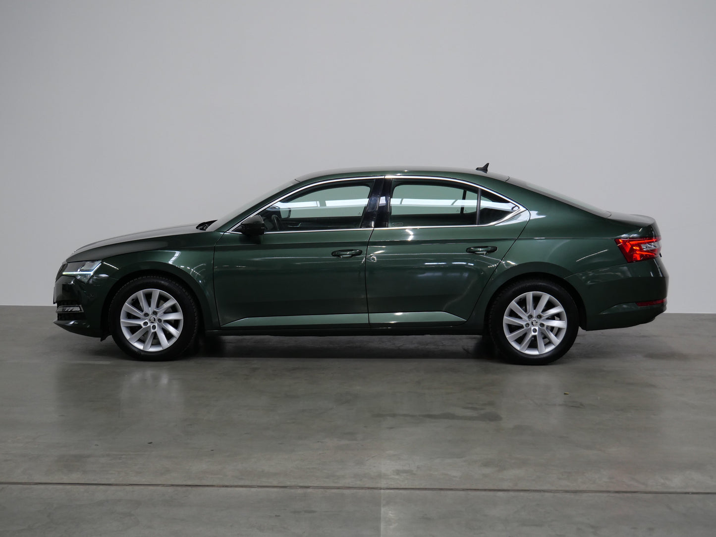Škoda Superb 2.0 TDI 110 kW Style