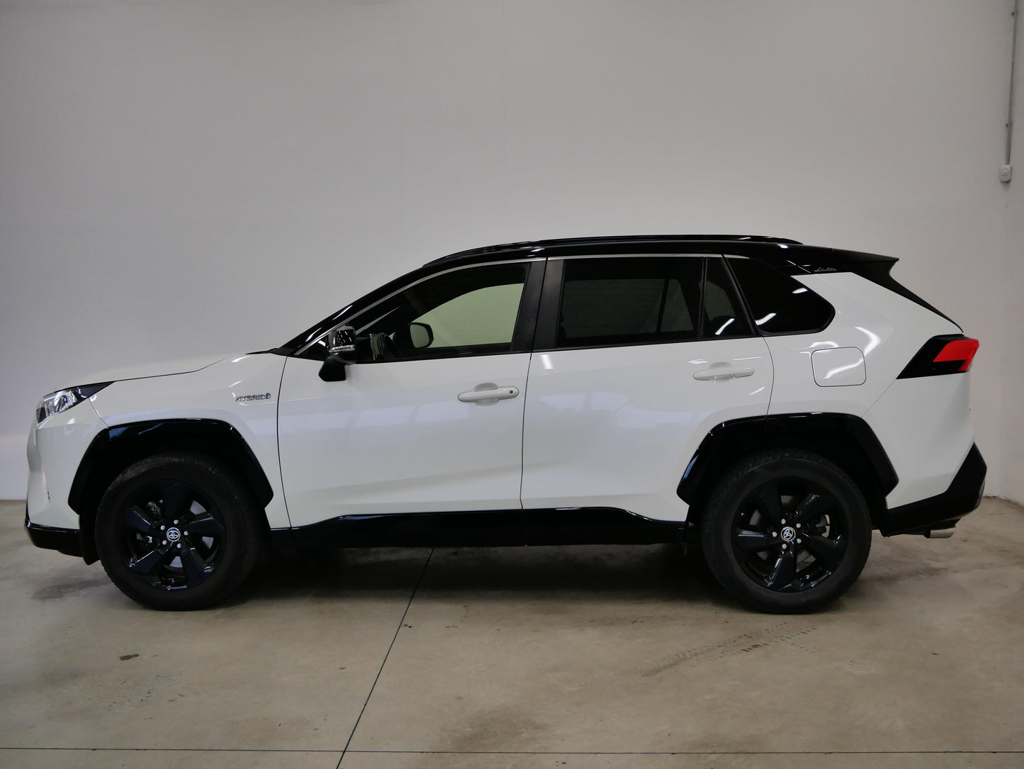 Toyota Rav4 2,5 HYBRID Selection e-CVT