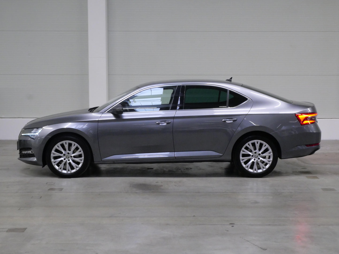 Škoda Superb 2.0 TDI 110 kW Style Plus