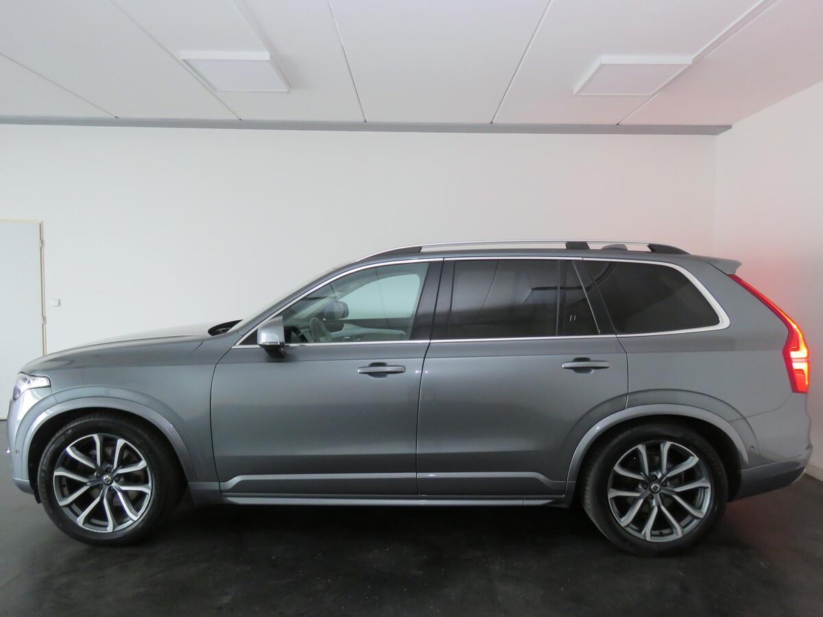 Volvo XC90 D5 AWD MOMENTUM