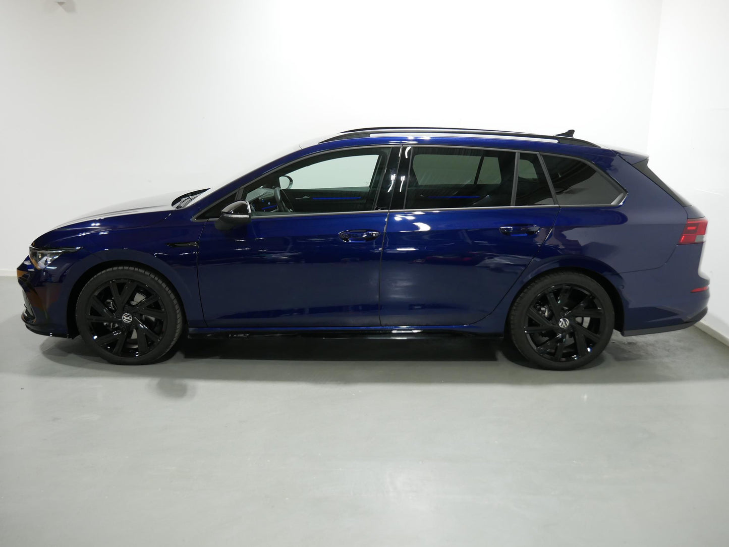 Volkswagen Golf 2.0 TDI 110 kW R-line