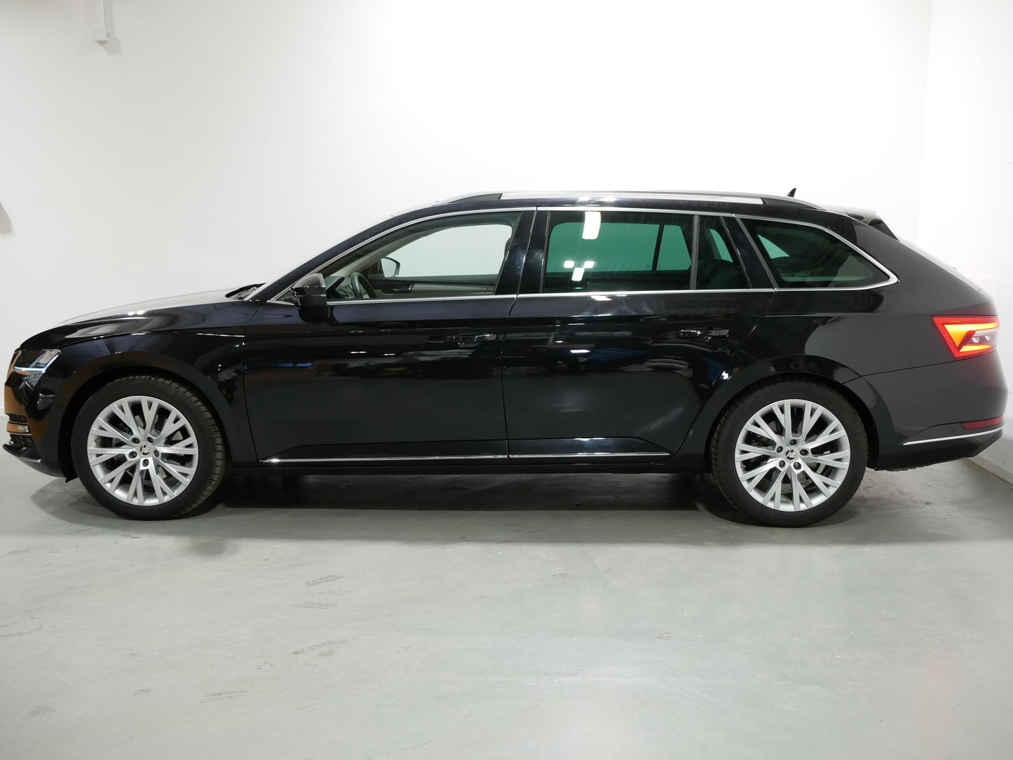Škoda Superb 2.0 TDI 147 kW Style