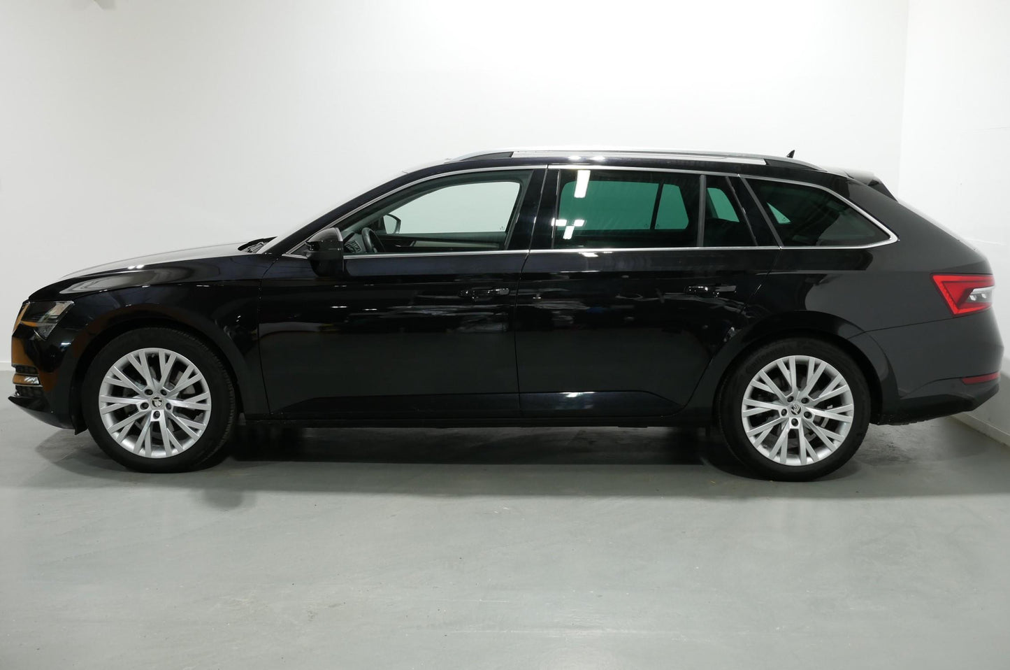 Škoda Superb 2.0 TDI 147 kW Style