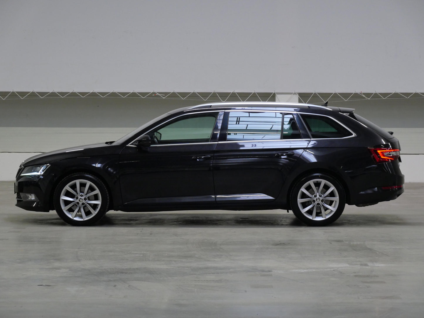Škoda Superb 2.0 TDI 140 kW Style