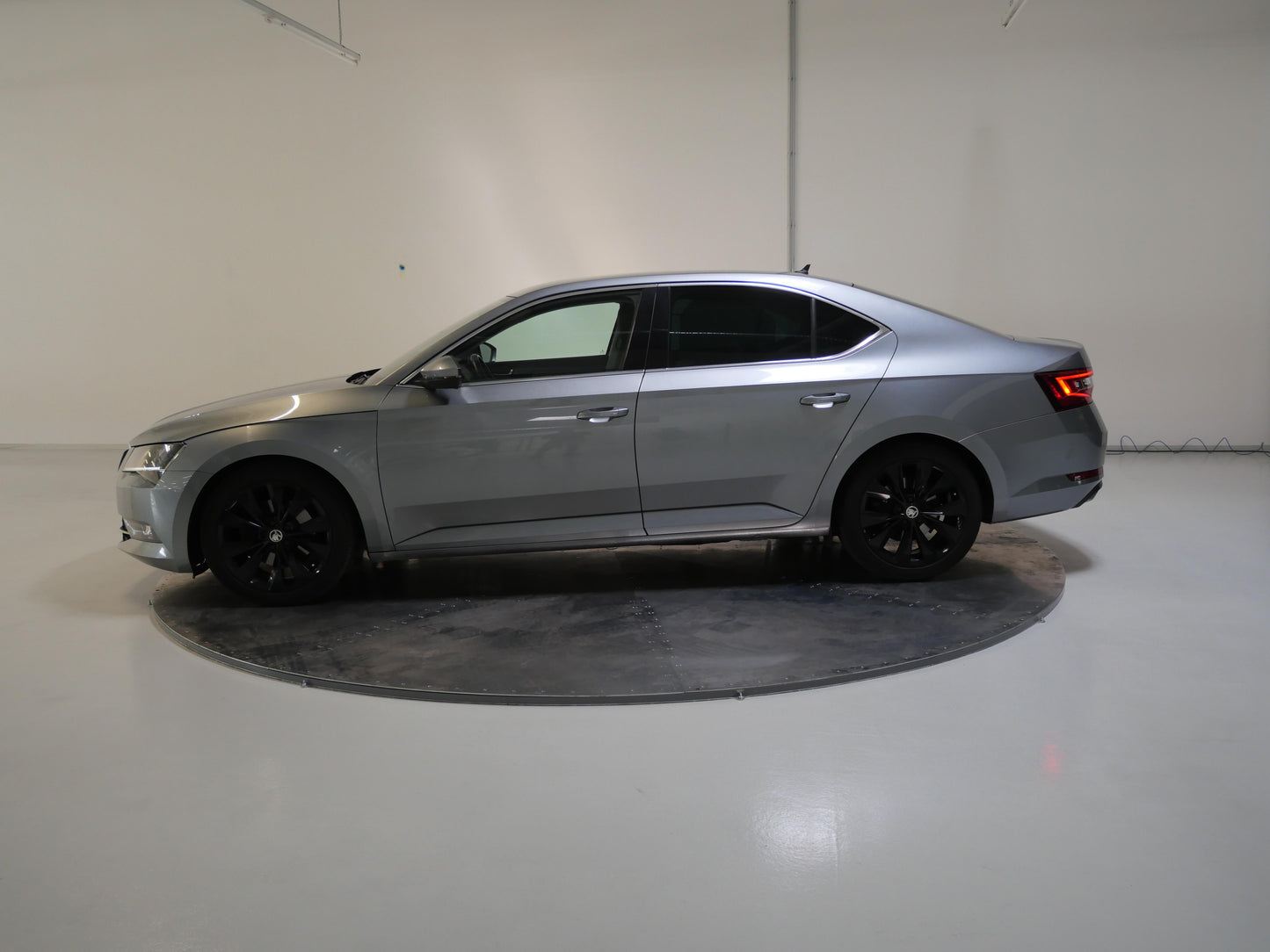 Škoda Superb 2.0 TDI 110 kW Style Plus