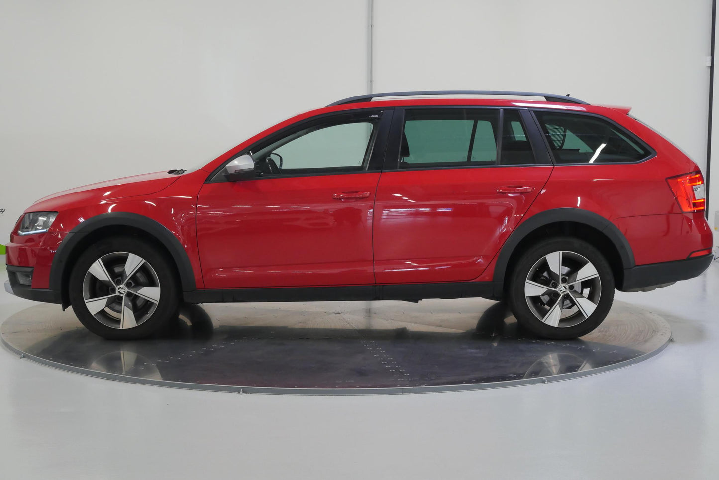 Škoda Octavia 2.0 TDI 135 kW Scout