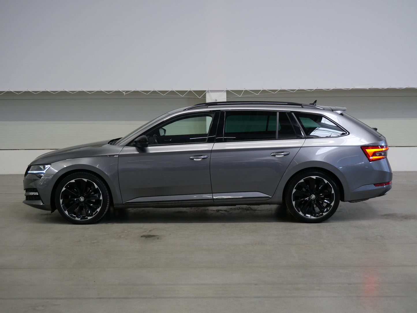 Škoda Superb 2.0 TDI 147 kW 4x4 SportLine