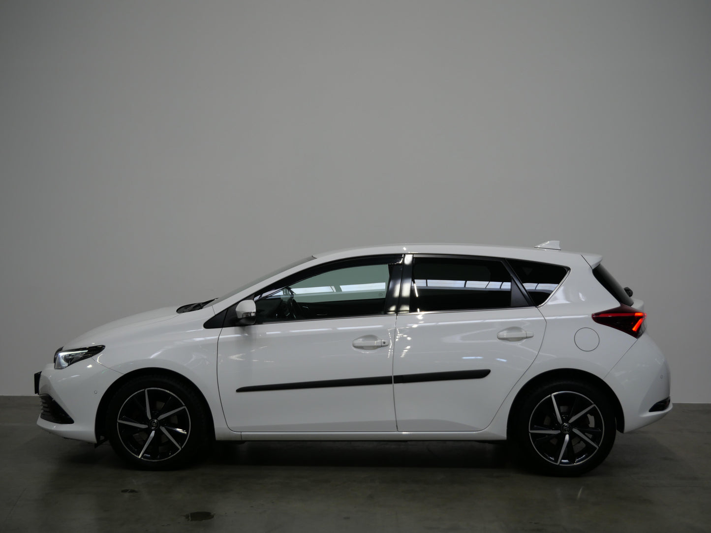 Toyota Auris 1.6 97 kW Active Trend
